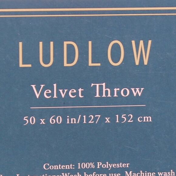 Ludlow Velvet Buffalo Check Plaid Throw Black & Red Cozy Soft Lightweight - Picture 8 of 10